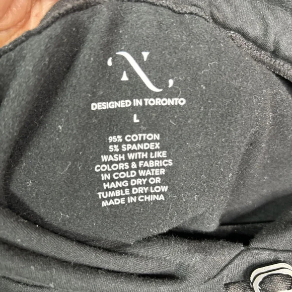 Black Hoodies Designed in Toronto Oversized Cropped Size L - Picture 4 of 8